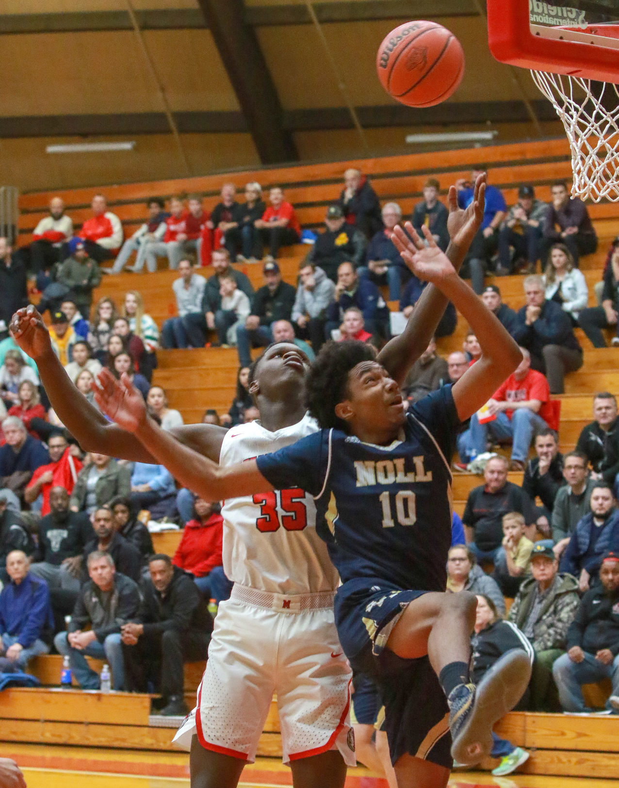 Boys basketball - Bishop Noll at Munster
